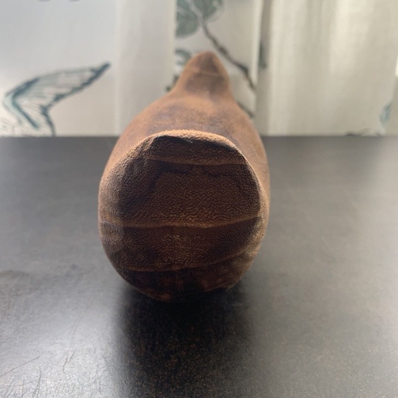 Pair Of Primitive Style Carved Solid Wood Folk Art Birds - Picture 7 of 14